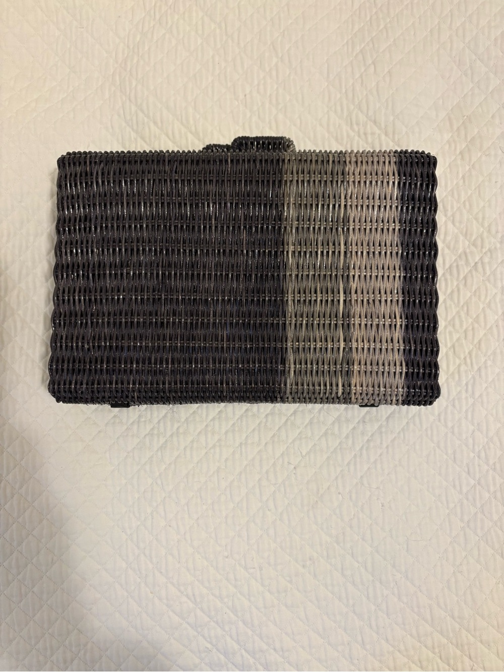 NWOT Zacarias 1925 Woven Two-Tone Clutch in Black and Gray